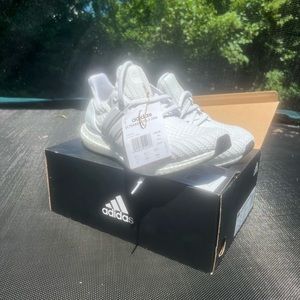 Ultra Boost 4.0 Sneakers